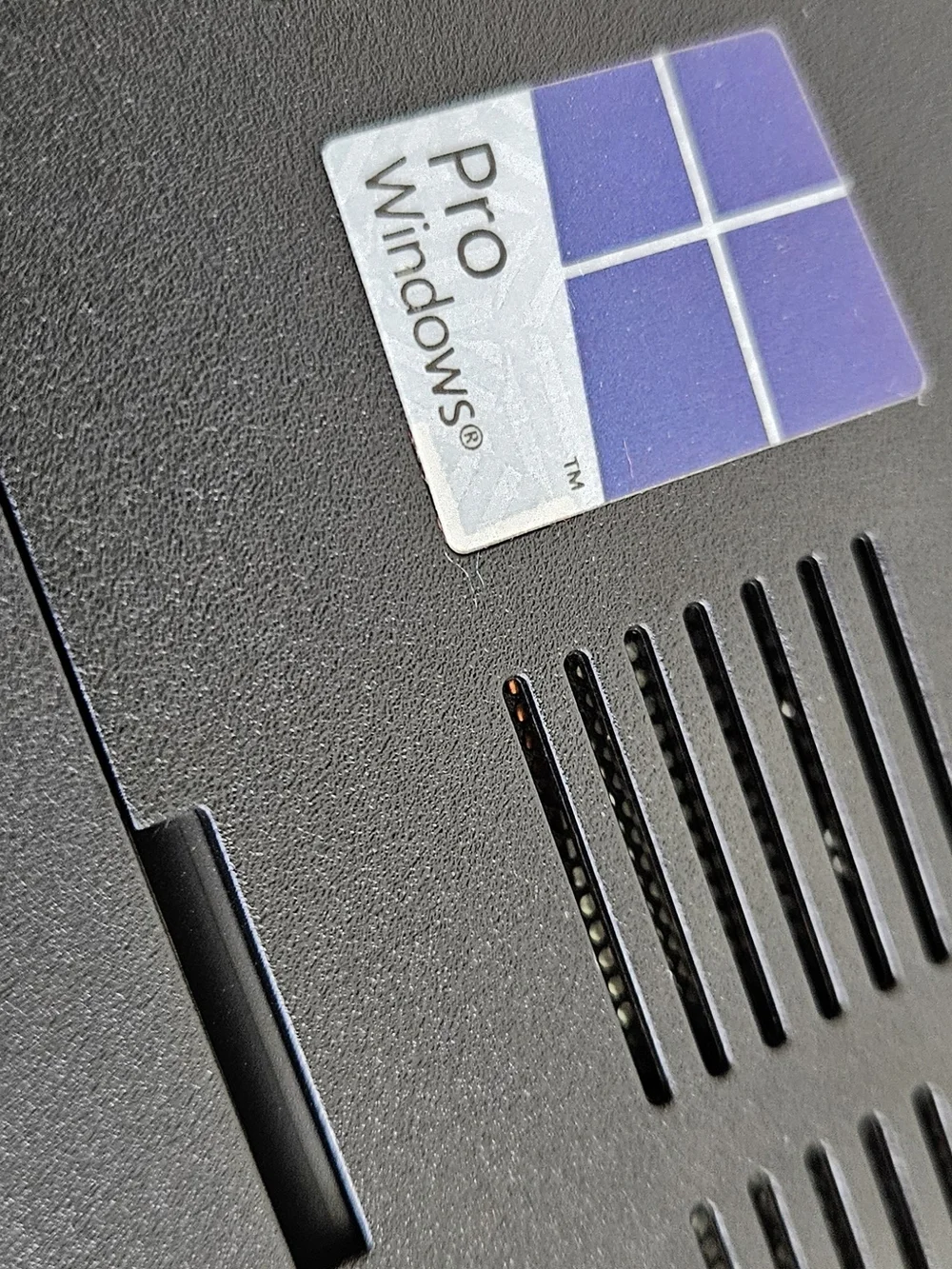 Dell Vostro 15 3000 Business Laptop 15.6